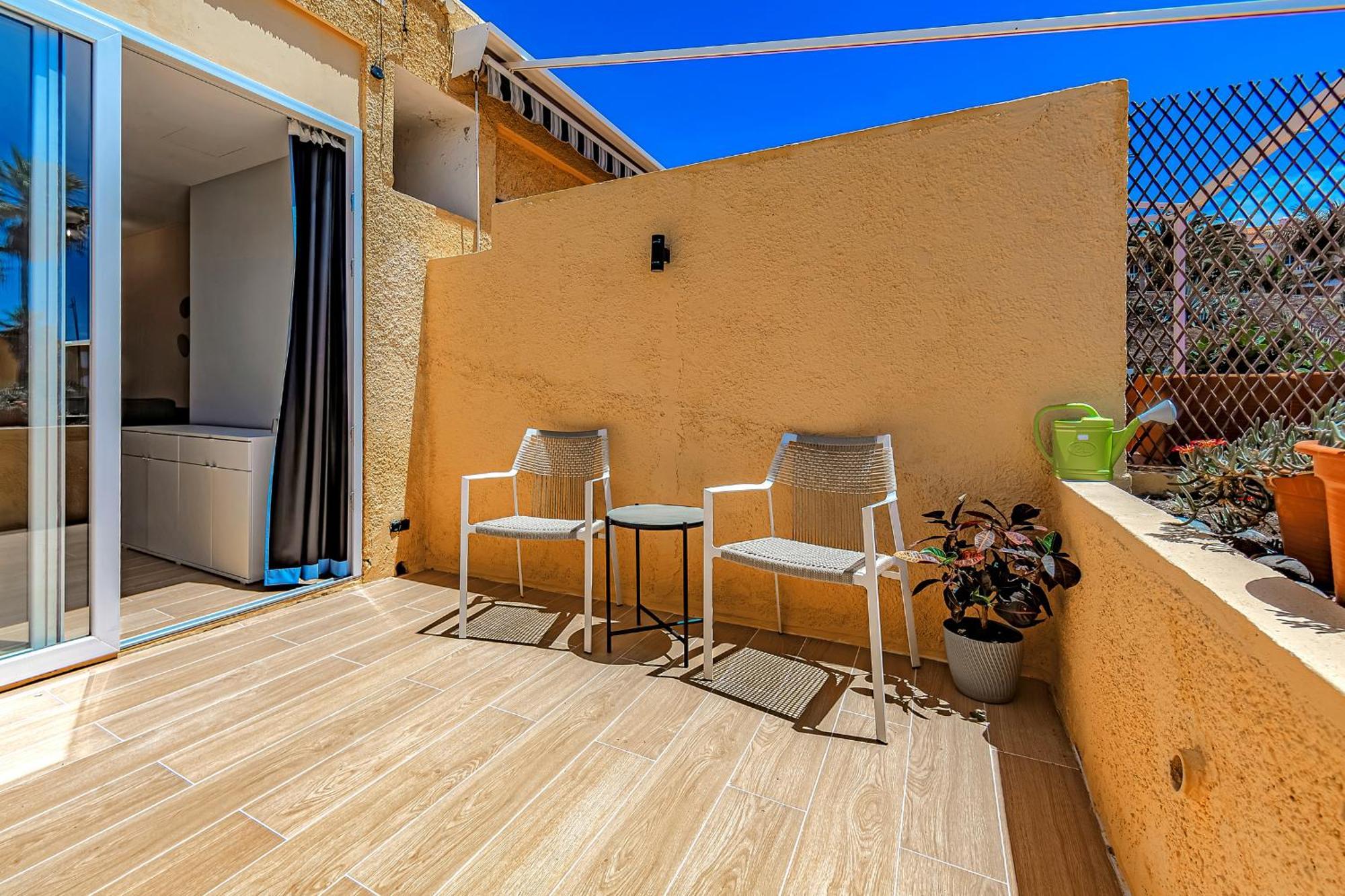 Newly Renovated Studio 2 Min From Playa La Arena Puerto de Santiago  Extérieur photo